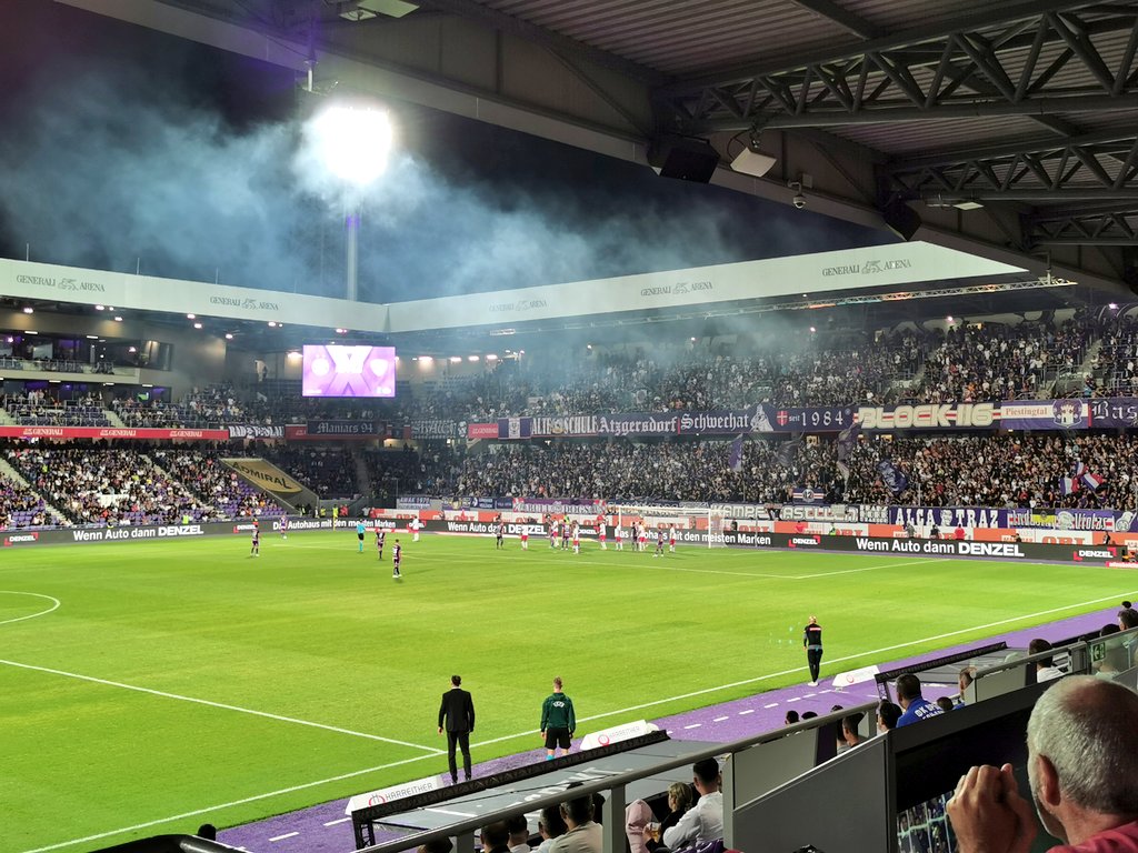 OtherBundesliga's tweet photo. Oof! #Fitz arrows a lovely shot which comes back off the post!
Closest moment in a while for Austria. They have a goal in them but they really need to find it...
🟣0-0⚪ (70')
#FAKFKB #UECL https://t.co/6sMNwwEr5I