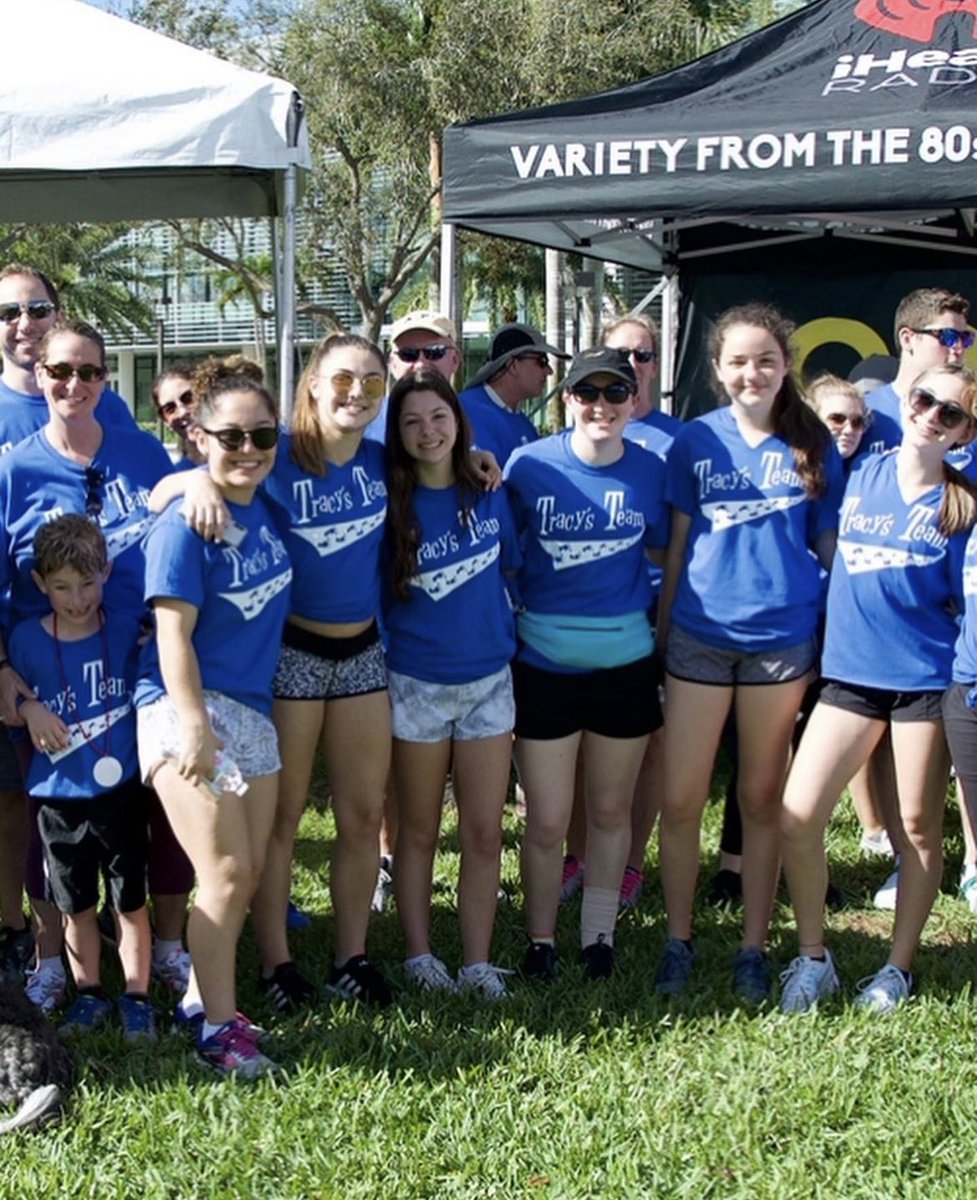LupusResearch's tweet photo. Happy #nationalinternday! My name is Annie Slatoff and I am currently an intern with the LRA, but my story with this organization goes beyond that. I started with the LRA around 2005 as a part of the South Florida Walk community.

🧵1/2 #interntakeover https://t.co/RBBTzQ9OwF