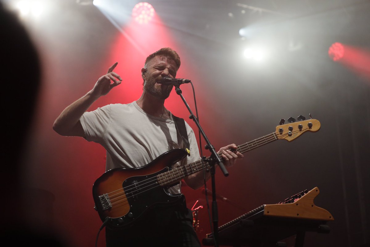GalwayIntArts's tweet photo. The final run of Heineken Big Top gigs has gotten off to a supreme start with @HermitageGreen &amp; their many instruments 📢🥁🎤🎸

We are so excited to finally welcome @KaiserChiefs to the stage soon after 3 years of waiting! 🤟 

📸 Emilija Jefremova
@Heineken_IE @roisindubhpub https://t.co/ivZ3G4Cc4T