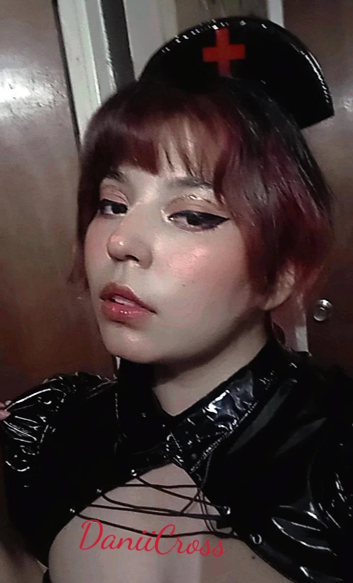 DaniiCross_'s tweet photo. Bueno pero ya vieron la nueva lencería que me llegó de moe 💉💖?
https://t.co/jycGcexa1i https://t.co/qRdghVm2w3