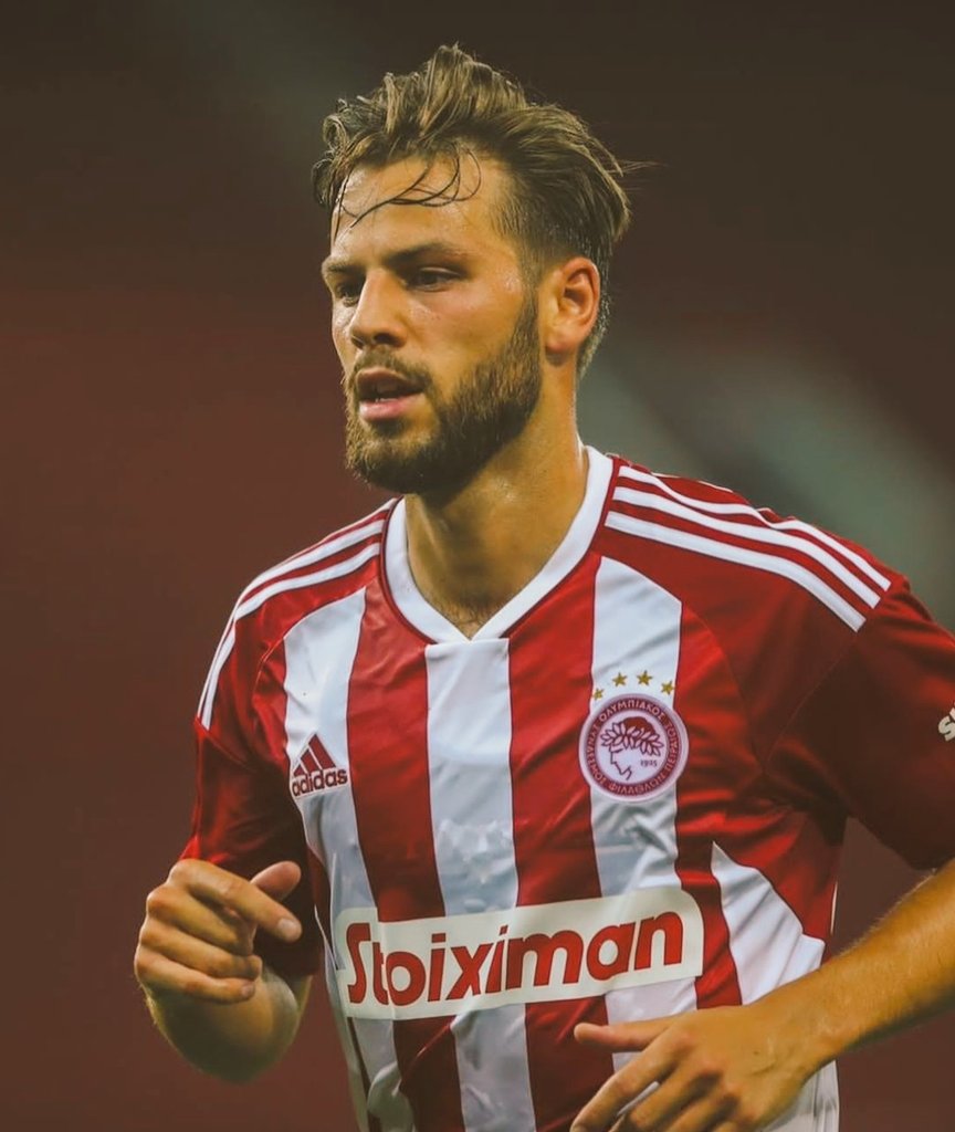 dikfutbol's tweet photo. Trabzonspor, 28 yaşındaki Danimarka'lı kanat oyuncusu Philip Zinckernagel ile prensipte anlaştı. Olympiakos ile ödenecek bonservis ücretinin taksitlendirilmesi konuşuluyor. Siopis'in takasta kullanılma durumuda var. Görüşmeler devam ediyor. https://t.co/NGgxNavEGk
