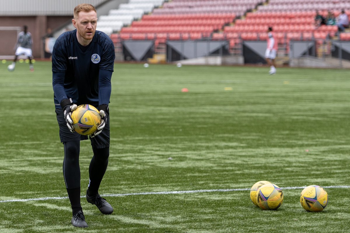 Gavin Ross tweet media