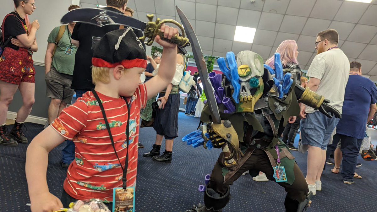 JustJobiwan's tweet photo. An epic rivalry transcends year to year at #SoTFest!

Who will this brave young pirate face next year!

🤣 https://t.co/nqjs7vzPKn