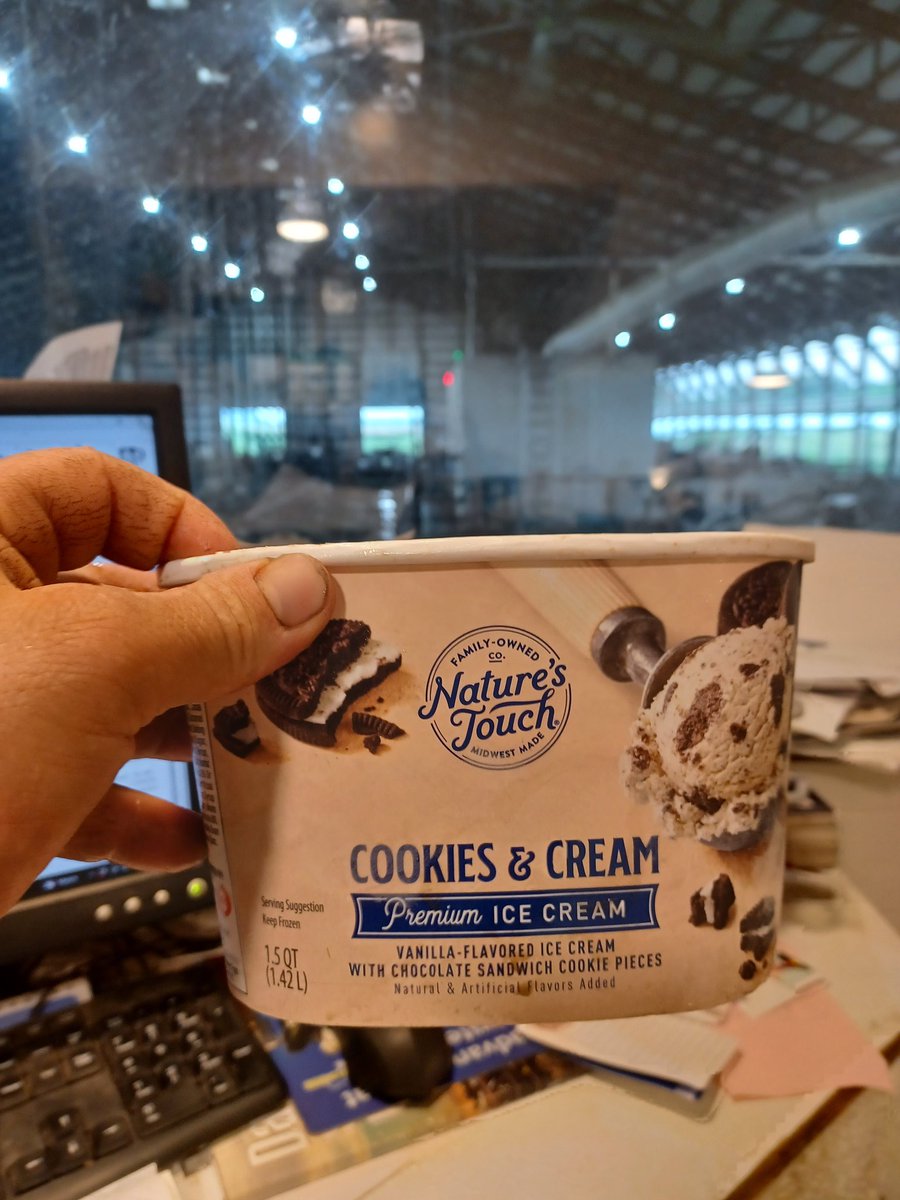 newdaydairy's tweet photo. Day 27
#31daysoficecream #DairymanDan https://t.co/b67pFAAeNU
