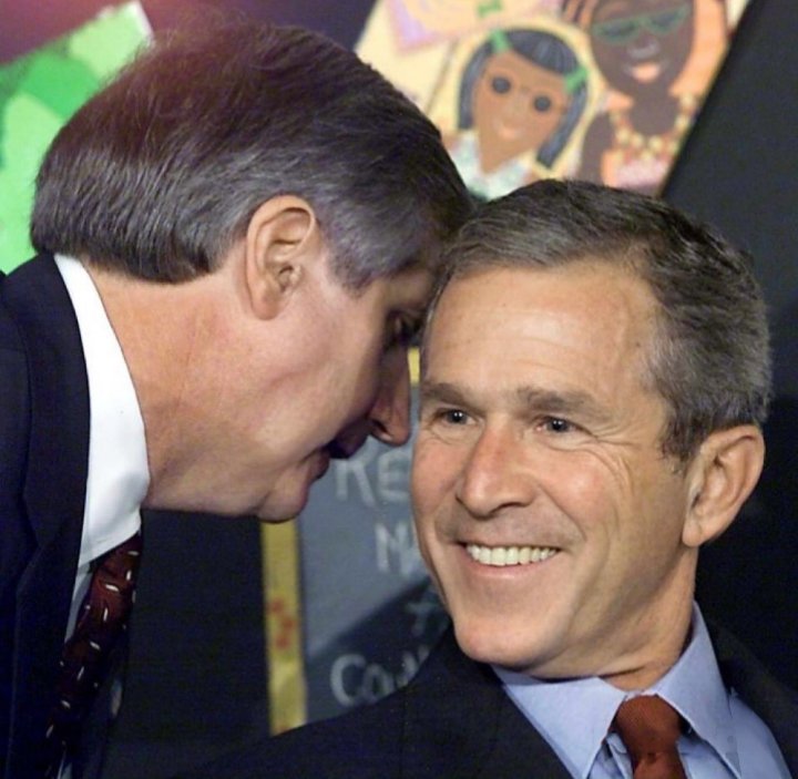 immreallybored's tweet photo. @GeorgeeWBushh https://t.co/vMDiyyumx4