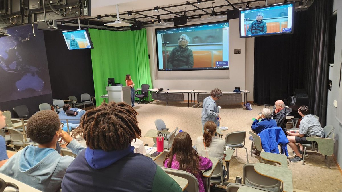 Roger Williams University tweet media