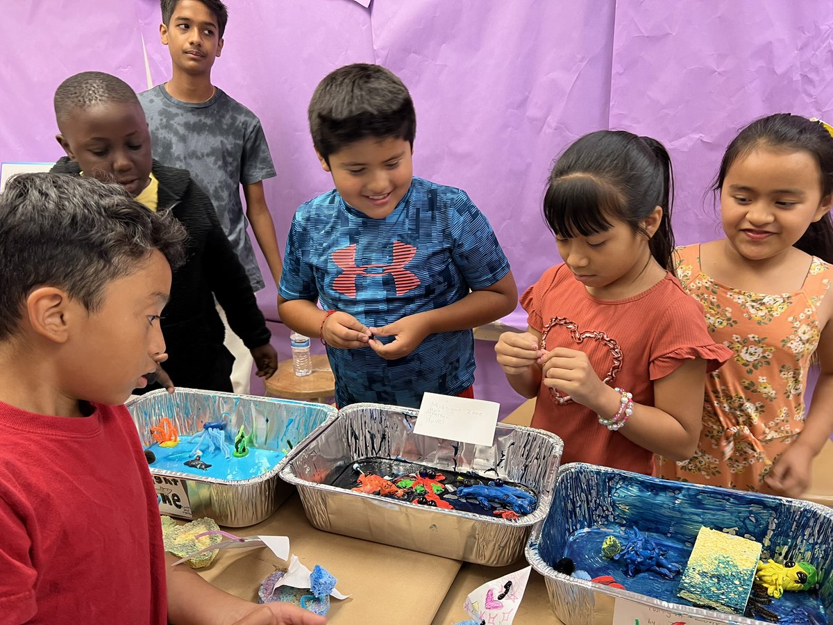 mcpsEDUCATOR's tweet image. Our @SouthLakeES students shared an incredible showcase of STEM projects — including diorama’s, model cars, gardens, graphs and data! There explanations and presentations were detailed and at grade level!!#nosummerslide #summersuccess