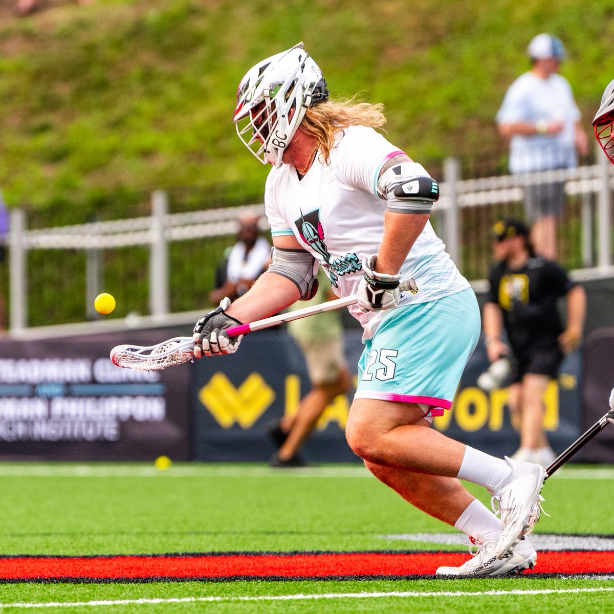 PLLChrome's tweet photo. Faceoff Specialist Connor Farrell is out this week and other changes to our roster ahead of Week 7 in Dallas
๐โฌ๏ธ
https://t.co/nfiM0y8rfc https://t.co/I1SYznnmy7