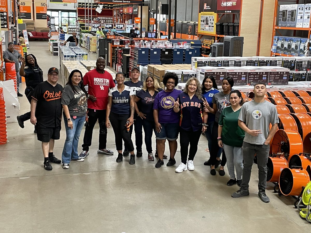 Home Depot 584 tweet media