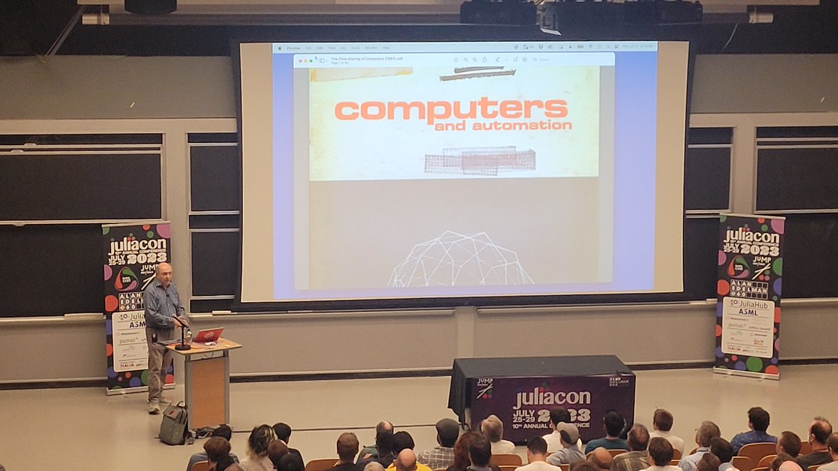 dragonflystats's tweet image. Stephen Wolfram giving a keynote in front of a packed auditorium at @JuliaConOrg 
#juliacon