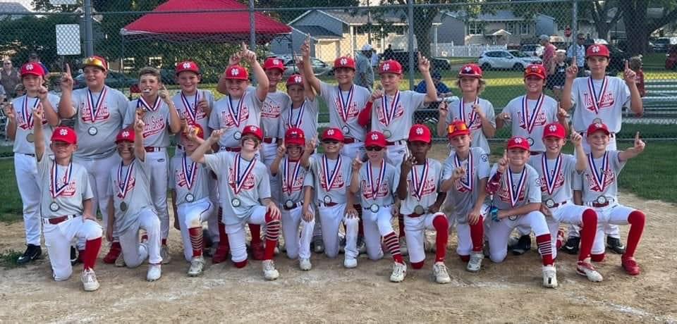 N_S_Baseball's tweet photo. Best of luck to our North Scott Little League 10u and 12u teams tonight playing for a State Championship!! #Proud #GoLancers https://t.co/D862uCcbSJ