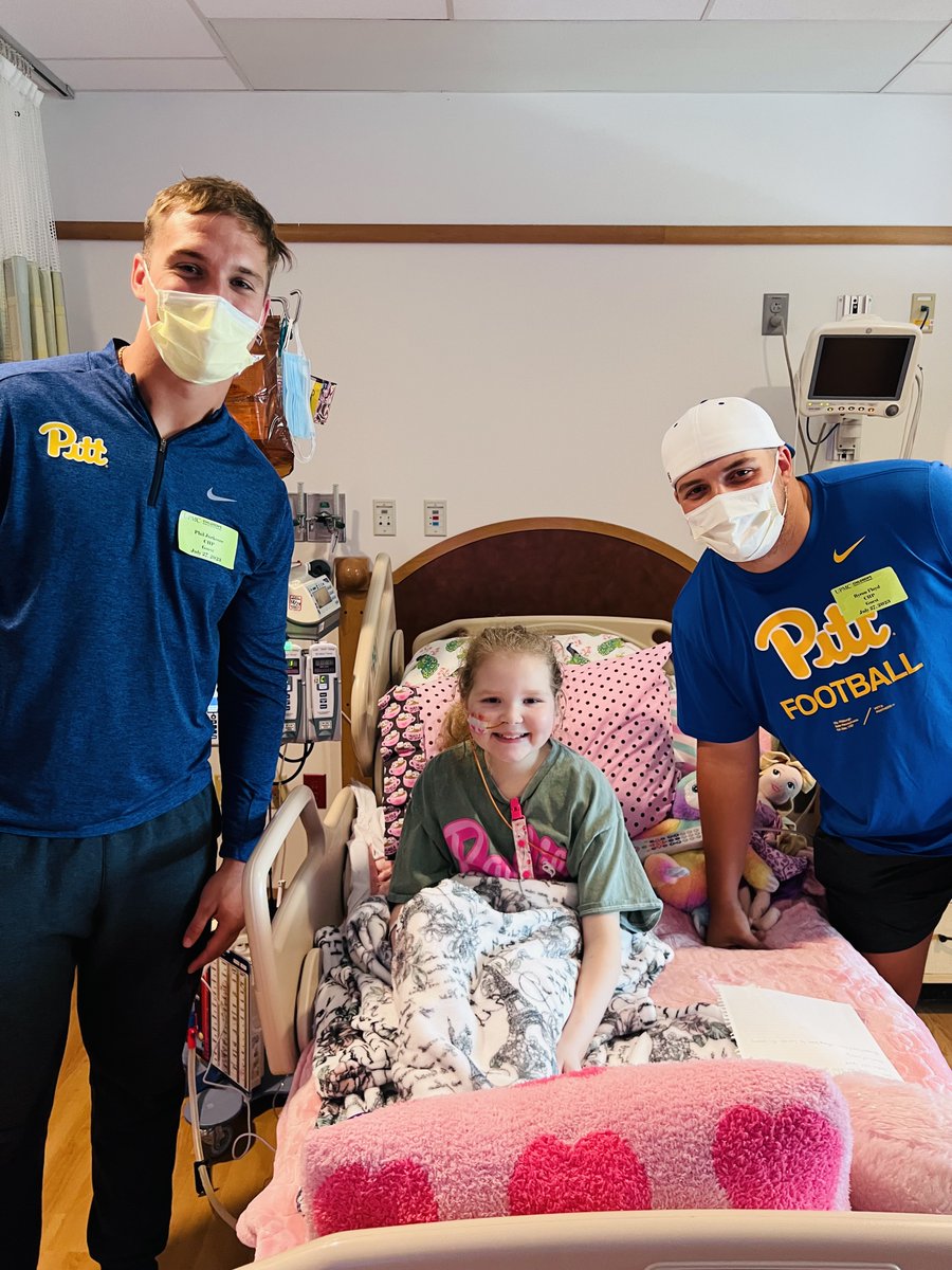 ChildrensPgh's tweet photo. Thanks to @Pitt_FB players, quarterback @pjurkovec, and long snapper @byron_floyd, for visiting patients today at UPMC Children’s Hospital. We appreciate their support! https://t.co/qIXi0JHphc