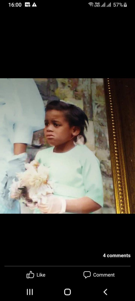 Sandragogglebox's tweet photo. I WAS 5 YEARS OLD #SANDRAGOGGLEBOX https://t.co/lmdfJoRRSH