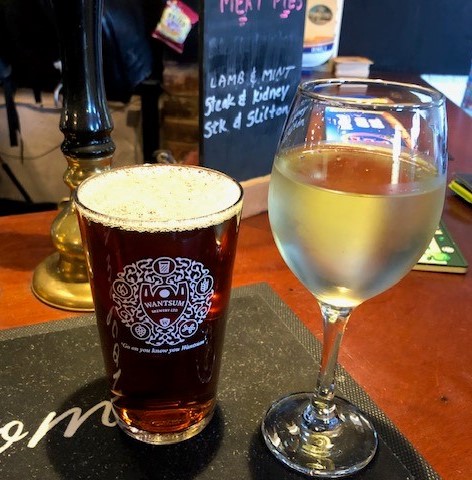 drinker_secret's tweet photo. Bar billiards costs 20p and even a pint of More's Head from #Wantsum Brewery is only £4. But, it's got about as much kerb appeal as roadkill.
Oh yes, and the villagers are revolting.
Can you guess which pub I was in this week?
Live first thing tomorrow.
https://t.co/pxkQDaGI9k https://t.co/p1GYlWS2cU
