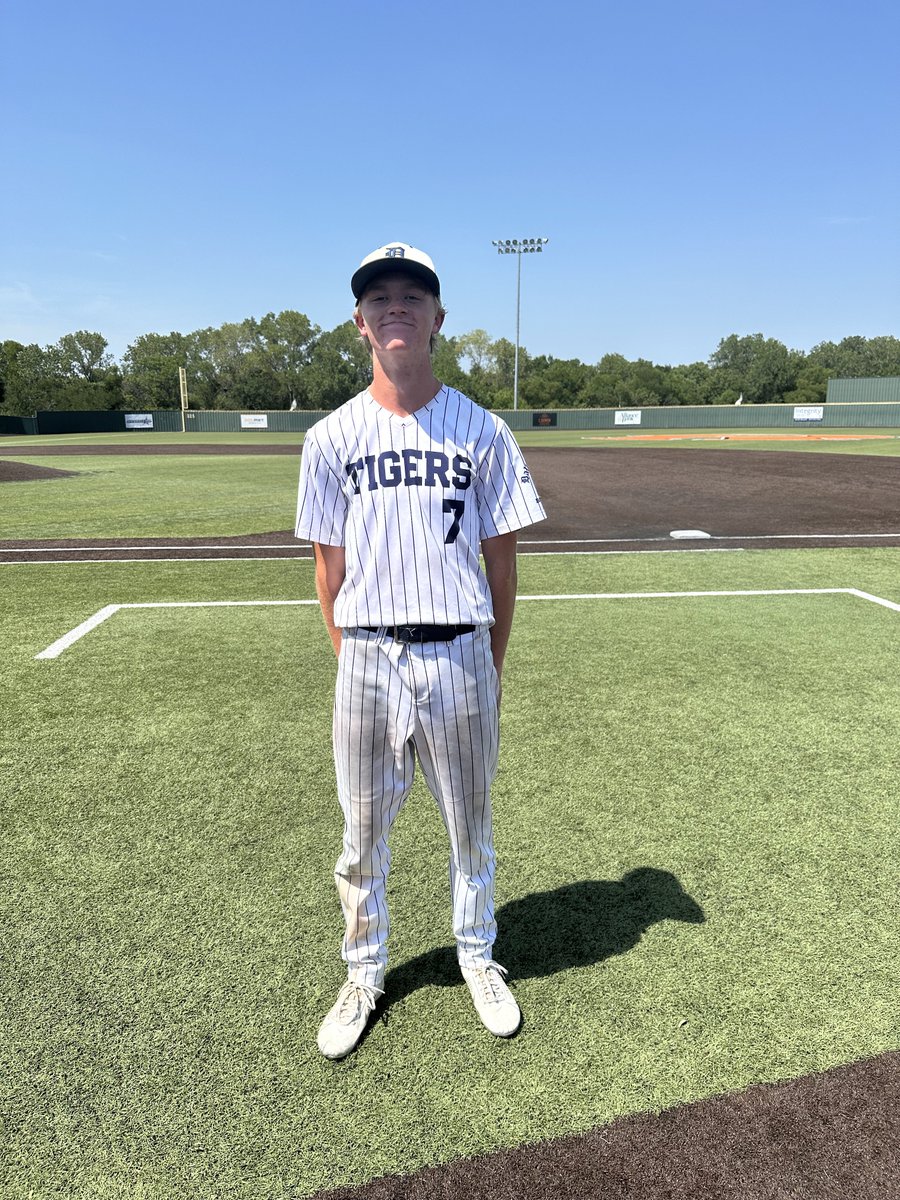 âśFive Tool Texasâś (@fivetooltexas) on Twitter photo F: <a href="/DTigerBaseball/">Dallas Tigers</a> Nester 33, East Texas Most Wanted 0
PoG: <a href="/rynojohnson17/">Ryan Johnson</a> 4-4, 3B, 2B, 4 RBI
Notables: Chase Waddill 4-4, 2 2B, 8 RBI
<a href="/alexwilburn24/">Alex Wilburn</a> 4-4, 2 3B F: <a href="/DTigerBaseball/">Dallas Tigers</a> Nester 33, East Texas Most Wanted 0
PoG: <a href="/rynojohnson17/">Ryan Johnson</a> 4-4, 3B, 2B, 4 RBI
Notables: Chase Waddill 4-4, 2 2B, 8 RBI
<a href="/alexwilburn24/">Alex Wilburn</a> 4-4, 2 3B