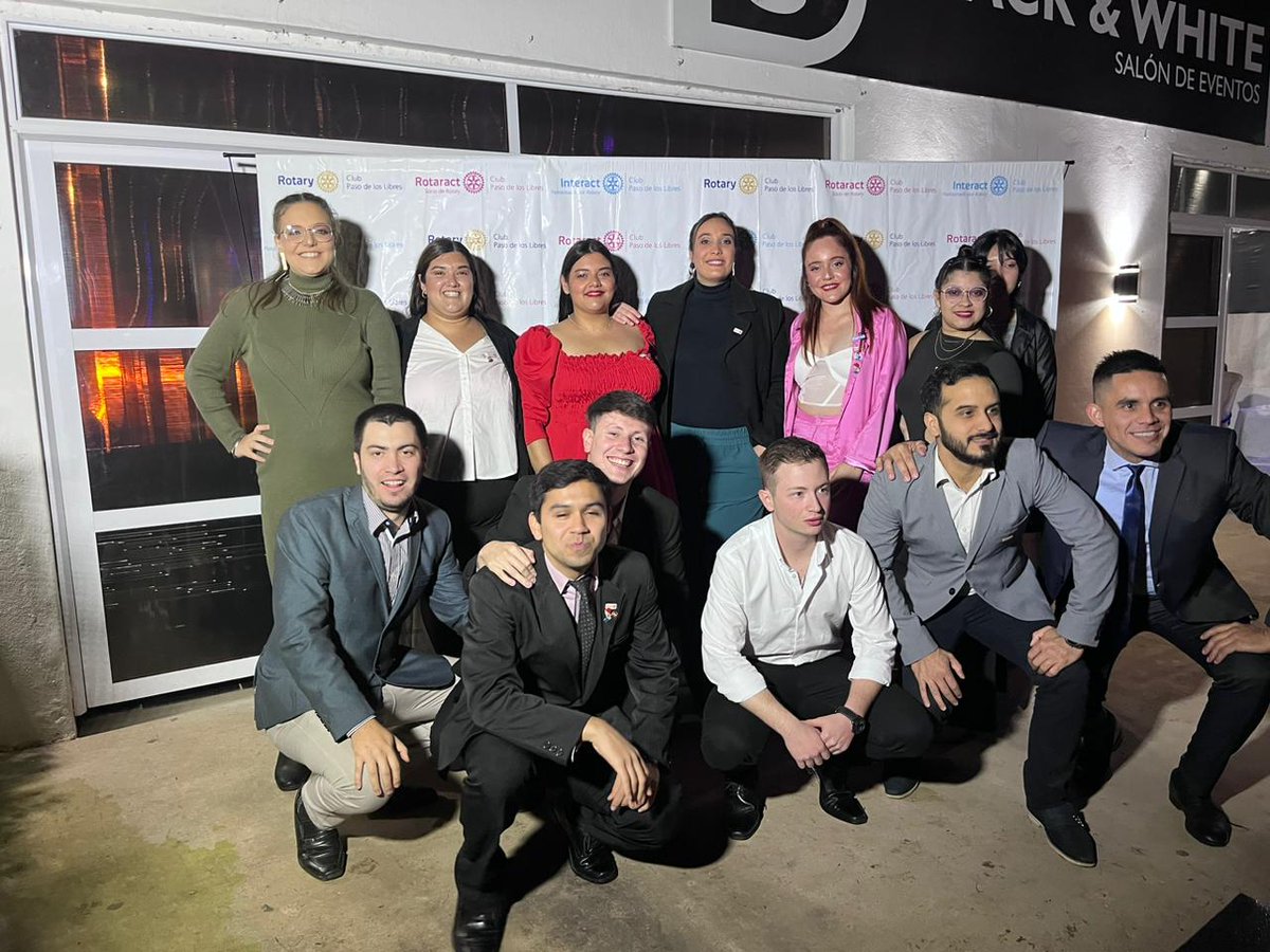 RtcPLibres's tweet photo. El 1 de julio se realizó la cena de cambio de autoridades en conjunto con nustro Rotary e Interact. 

Despedimos al período anterior 22/23, y dimos la bienvenida al 23/24.

Fue una velada muy emotiva, donde pudimos  rememorar todos los proyectos que se realizaron. https://t.co/PSxLKXjtaZ