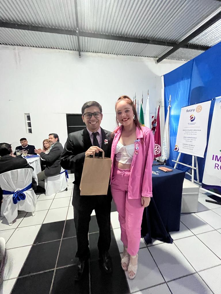 RtcPLibres's tweet photo. Además de despedir a quienes culminaron  su ciclo en Rotaract, deseándole todo lo mejor en lo que emprendan.

Muchos éxitos a los presidentes y diferentes cargos de Rotary, Rotaract e Interact, que sea un año en que se Cree esperanza en el 🌏 https://t.co/lPt7V2tFTl
