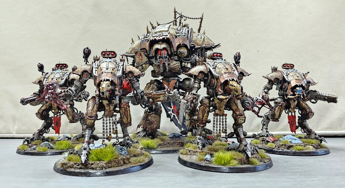 The servants of shadow &amp; chaos prepare to join forces with their imperial counterparts &amp; team up for the Throne of Skulls 40k doubles @mitzyandjimbo. Added some gore &amp; blood to the machines of terror. Very excited for the weekend! <a href="/Stevewren/">Steve Wren</a> runs an awesome event #40k #doubles