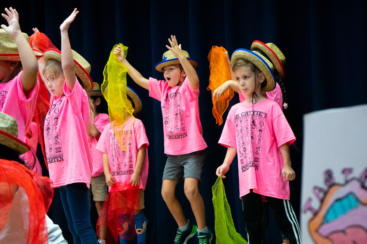 Did you know? MCB partners w/ @TheBassMoA on a unique STEAM+ program that uses dance to engage in Sci, Tech, Engineering, Arts, and Math? This year's event featured Kindergarteners exploring the life cycle of plants with Iman Clark our CE Teaching Artist! miamicityballet.org/dance-education