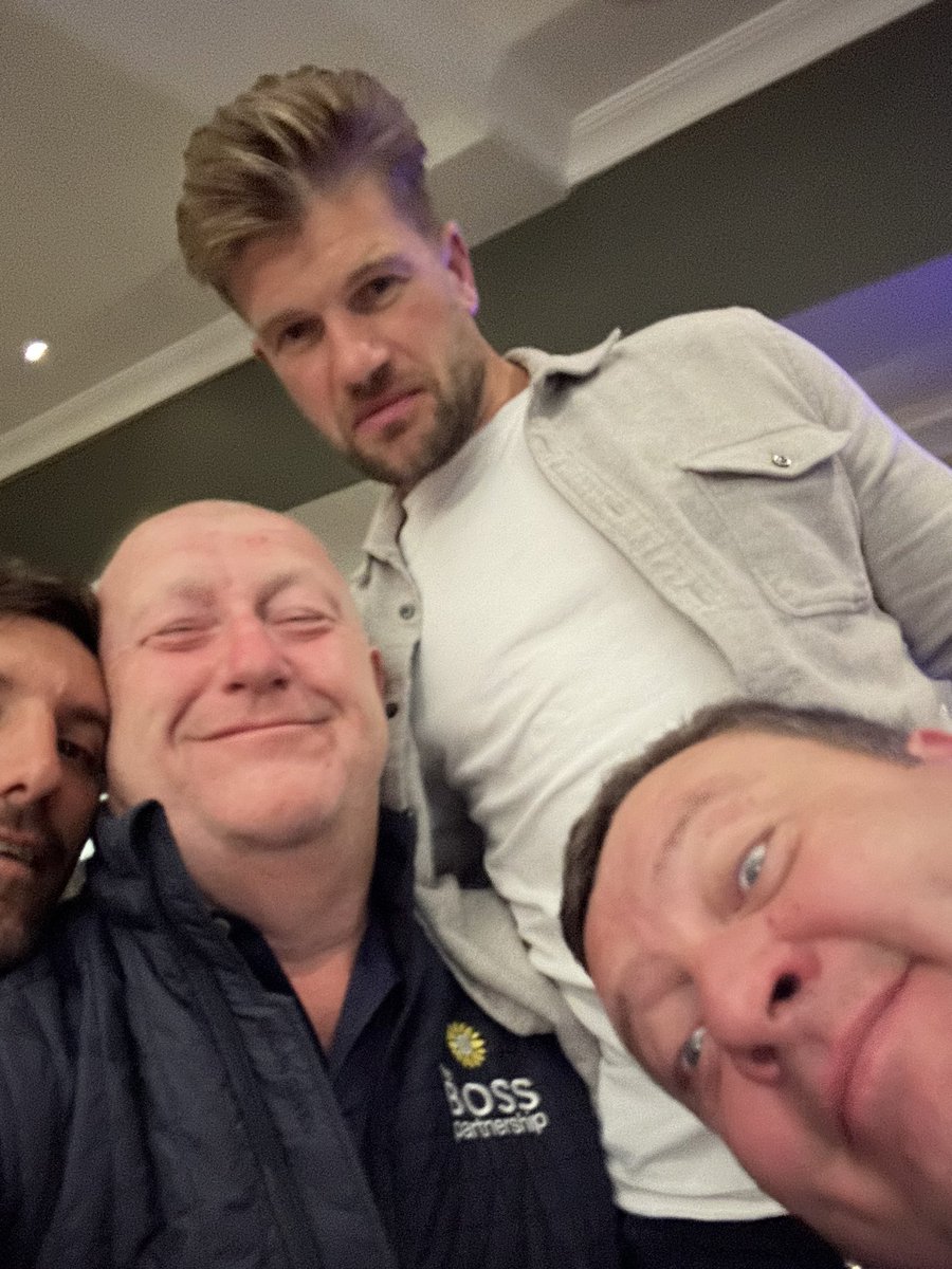 khan_logan's tweet photo. @Halley1Jason Great few days https://t.co/Ot0ykFd1oG