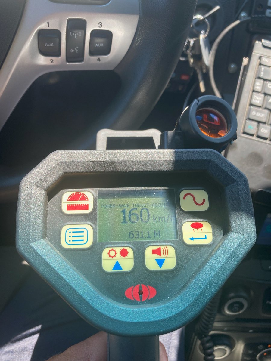 #NipigonOPP stopped a stunt driver on #Highway11/17. 160 Km/Hr in a posted 90 Km/Hr zone. Another driver is without their Licence for 30 days and vehicle for 14. Please SLOW DOWN. ^mf

#14DayVehicleImpound
#30DayLicenceSuspension