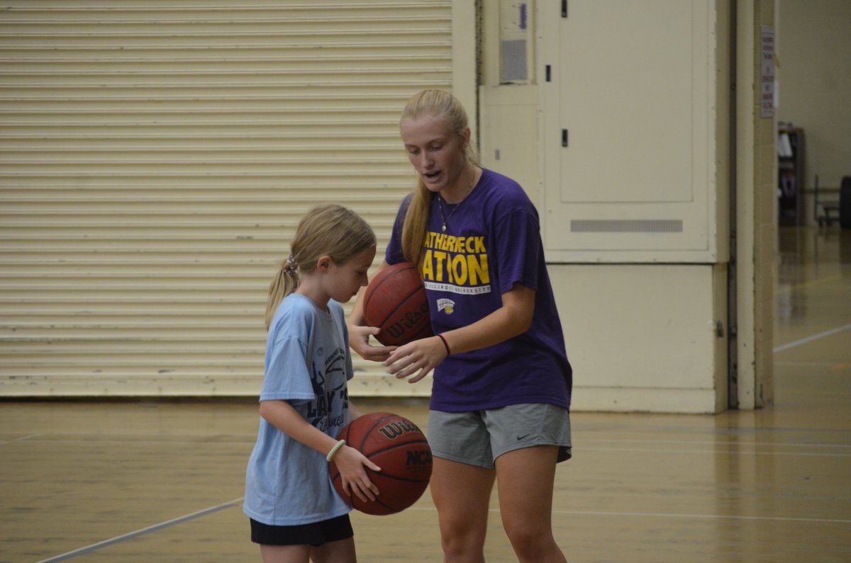 WIUWBB's tweet photo. A great day of basketball. Thank you for joining us! https://t.co/PXYwQCp0oy