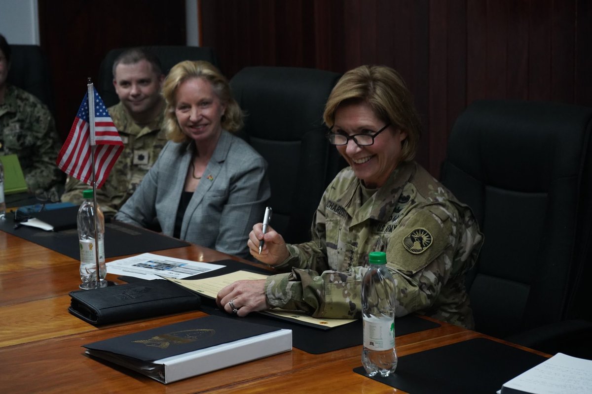 Respect for #HumanRights is the foundation of legitimate militaries & supports shared values & security. Since 1997, #SOUTHCOM's HRI has helped promote respect for human rights within Latin America & Caribbean forces. @EmbassyGuyana @USAmbGuyana  More: southcom.mil/Commanders-Pri….