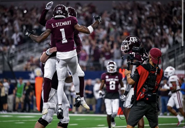 Phillip “Flash” Wright III ⚡️ (@laaphillyy) on Twitter photo Wow after a great conversation with @DavidBowenTAMU I am blessed to have received an offer from Texas A&M university #Aggies #AGTG <a href="/TJRushing20/">Coach Rushing</a> <a href="/samspiegs/">Sam Spiegelman</a> <a href="/JeritRoser/">Jerit Roser</a> <a href="/PrepRedzoneLA/">Prep Redzone Louisiana</a> <a href="/RecruitLouisian/">Recruit Louisiana™️</a> @coachboyneDHS <a href="/coachscott20023/">Marcus Scott</a> <a href="/DPTnola/">DPTnola</a> <a href="/RivalsFriedman/">Adam Friedman</a> <a href="/DestrehanR/">DESTREHAN HIGH SCHOOL FOOTBALL RECRUITING</a> Wow after a great conversation with @DavidBowenTAMU I am blessed to have received an offer from Texas A&M university #Aggies #AGTG <a href="/TJRushing20/">Coach Rushing</a> <a href="/samspiegs/">Sam Spiegelman</a> <a href="/JeritRoser/">Jerit Roser</a> <a href="/PrepRedzoneLA/">Prep Redzone Louisiana</a> <a href="/RecruitLouisian/">Recruit Louisiana™️</a> @coachboyneDHS <a href="/coachscott20023/">Marcus Scott</a> <a href="/DPTnola/">DPTnola</a> <a href="/RivalsFriedman/">Adam Friedman</a> <a href="/DestrehanR/">DESTREHAN HIGH SCHOOL FOOTBALL RECRUITING</a>