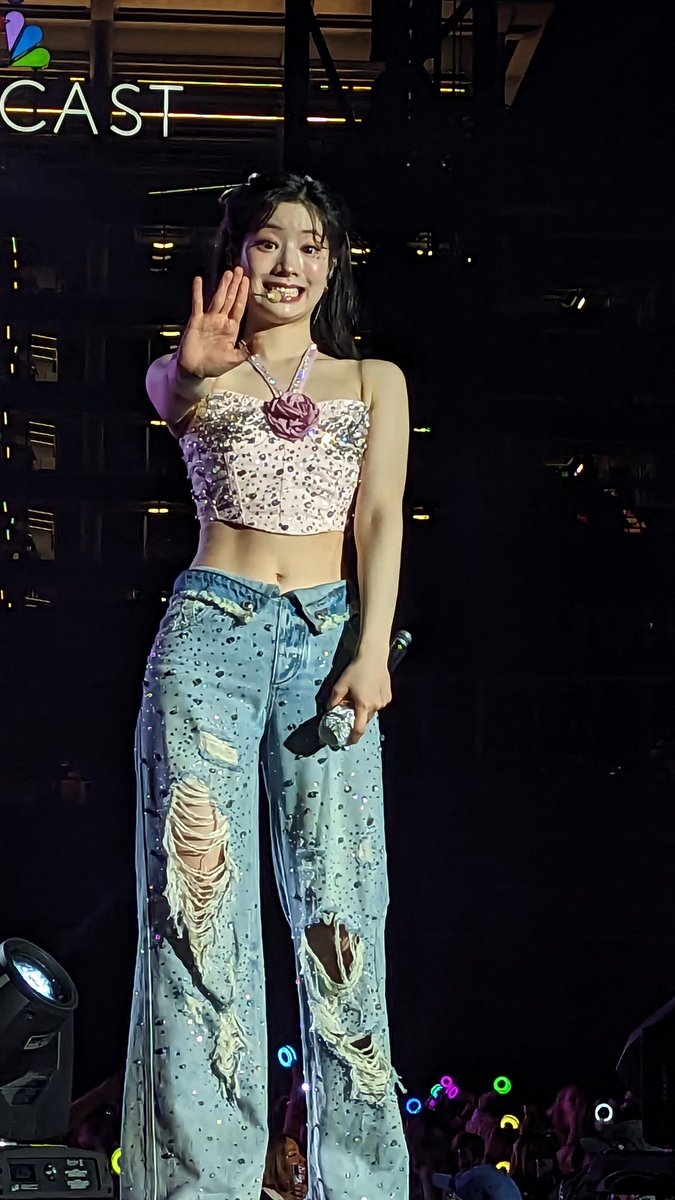 samwisekimchi's tweet photo. Twice ATL concert photodump part 2 @JYPETWICE @TWICE_GLOBAL https://t.co/mrbrx9y7of