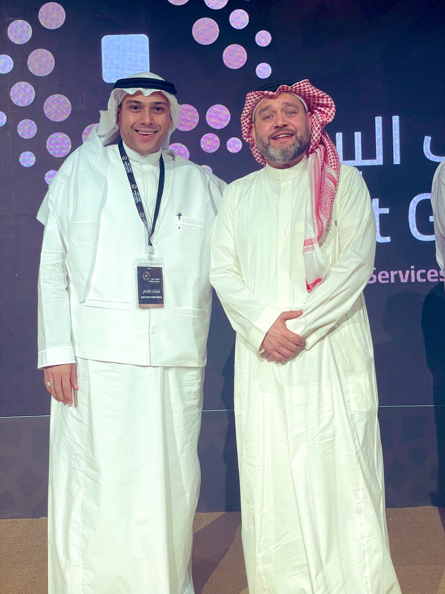 rakayaco's tweet photo. ضيوف_البيت_تكرم_ركايا_شريك_النجاح
لنجاح_موسم_حج_1444 https://t.co/DvFzI3uhtr