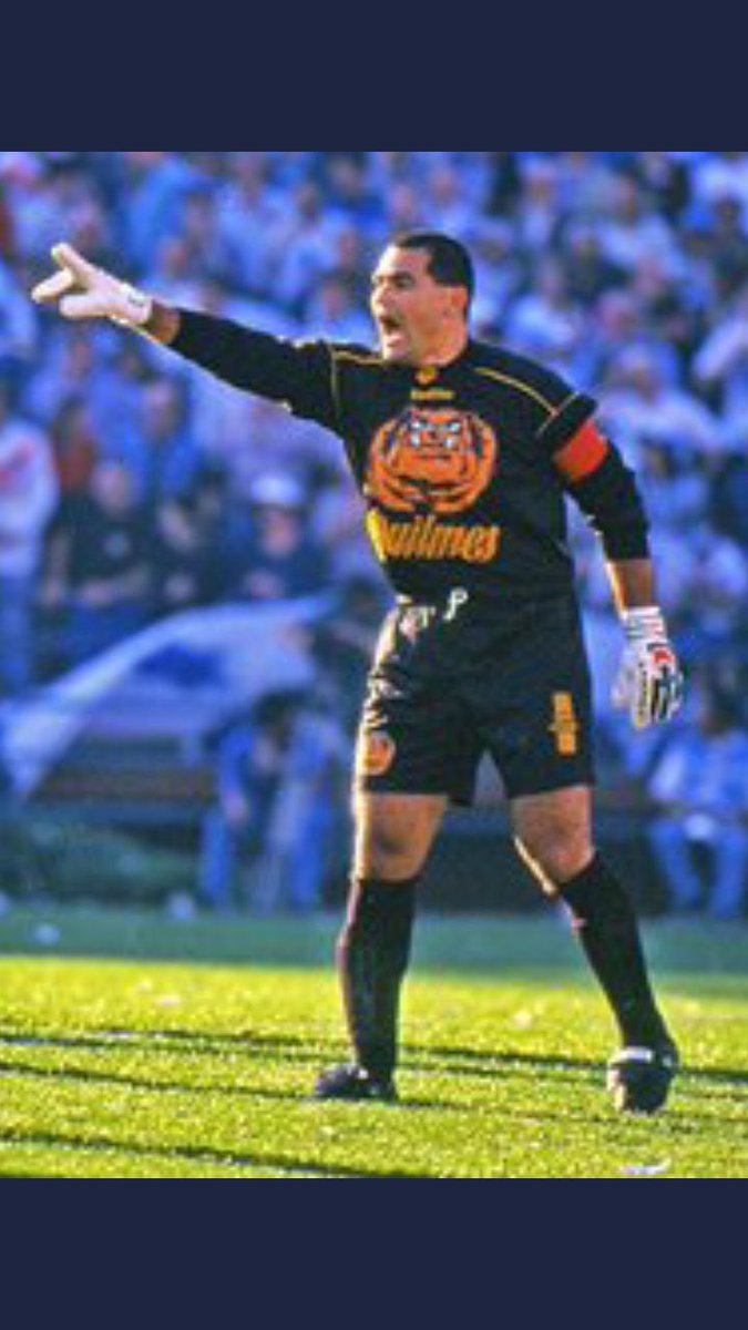 N1AYALA's tweet photo. Feliz cumpleaños @JoseLChilavert_ 
El mejor de la historia. Un antes y un después del puesto . Gracias por todo https://t.co/5S8TrXTOb7