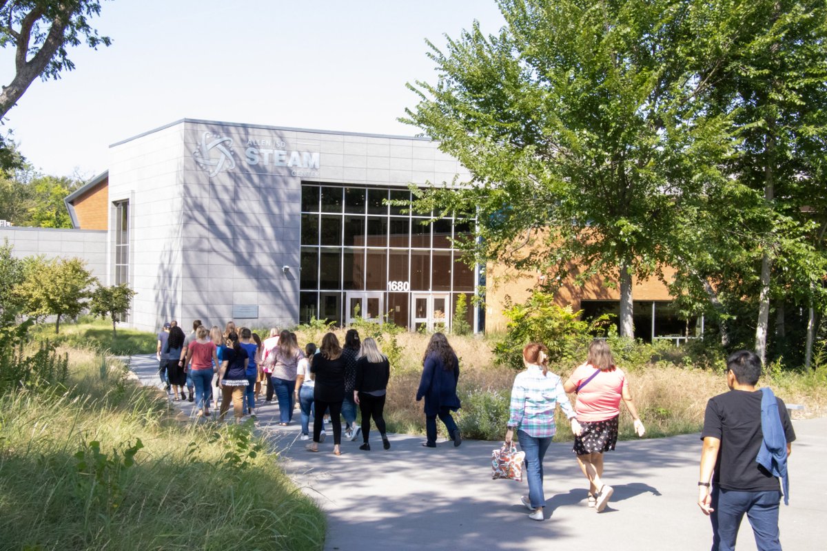 Allen_ISD's tweet photo. This week, new teachers to Allen ISD toured the district as part of New Teacher Orientation. They visited Allen High School, the STEAM Center, Eagle Stadium, and more! Welcome to Allen ISD! https://t.co/IlFUZmxoV6