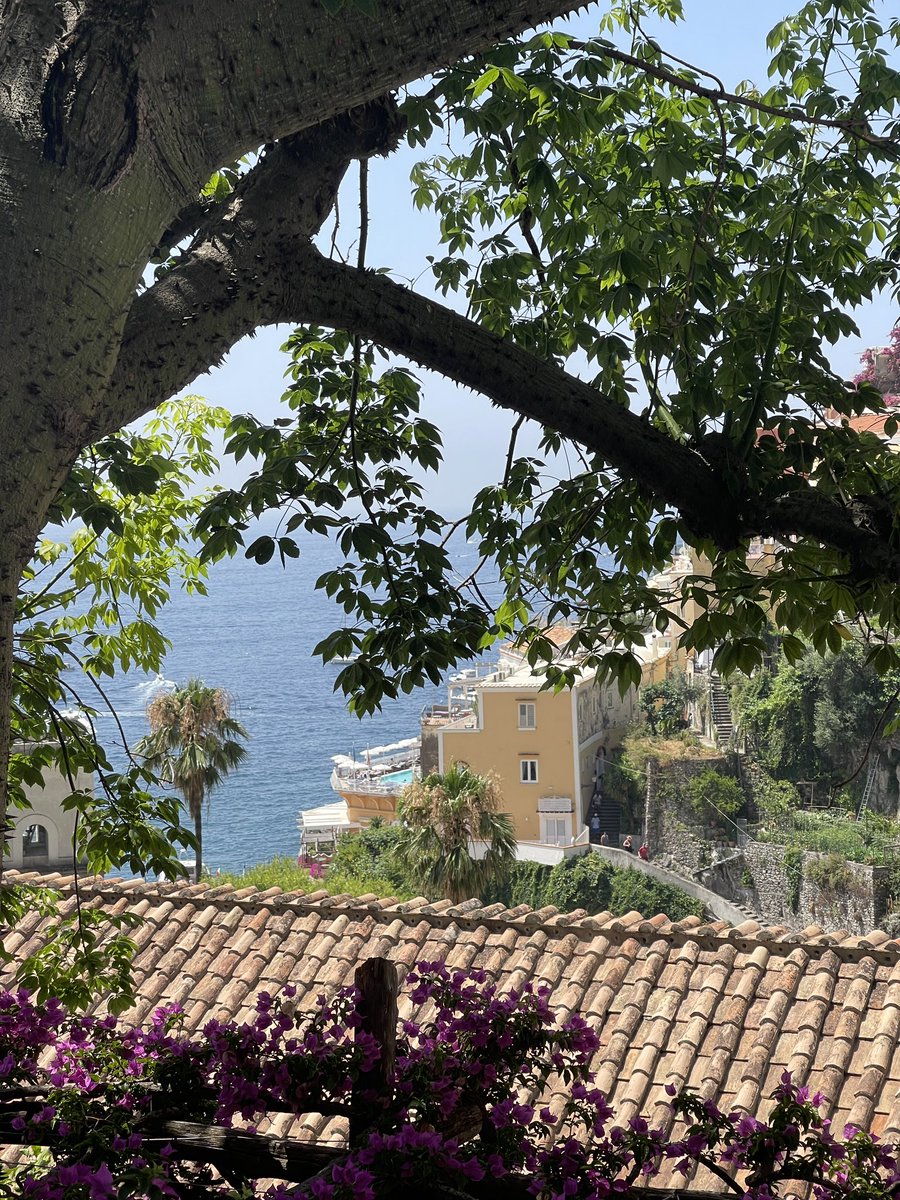 itstargirll's tweet photo. La Costa Amalfitana 🧡 https://t.co/lp9A6Lfobb