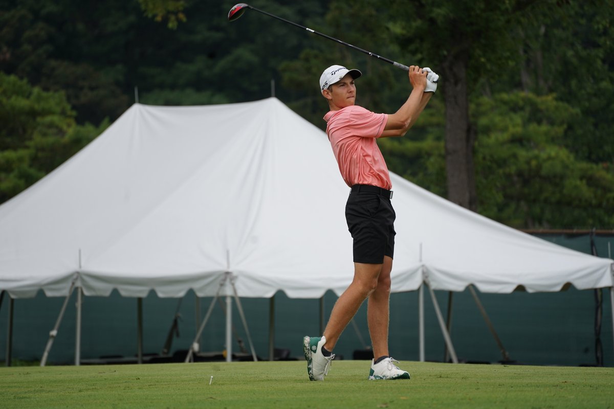 AJGAGolf's tweet photo. New tournament 🤝 new champ

Will Harvey (-13) takes first place for the boys division at the #PreAnnArbor. 

@A2parks | @A2sports https://t.co/URNeLNQV8L