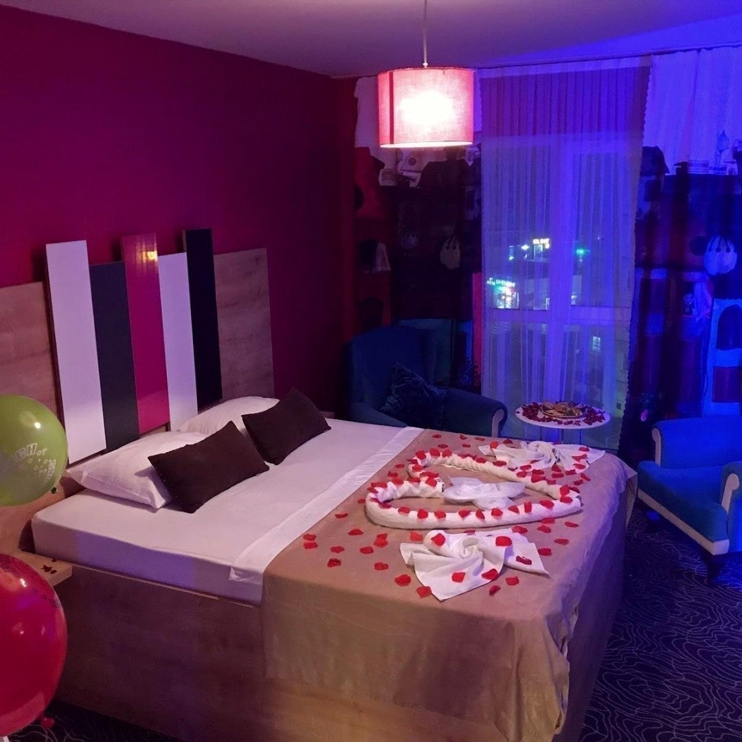 MarjinalSuit's tweet photo. Beylikdüzü Günlük kiralık residence daireler cazip fiyatlarla 7/24 hizmetinizdeyiz.
0505 209 79 02 marjinal suite (@ Balkon Cafe &amp; Restaurant - @balkoncafetiler in İstanbul) https://t.co/VcJROJyGW9 https://t.co/RBxGCqqDO8
