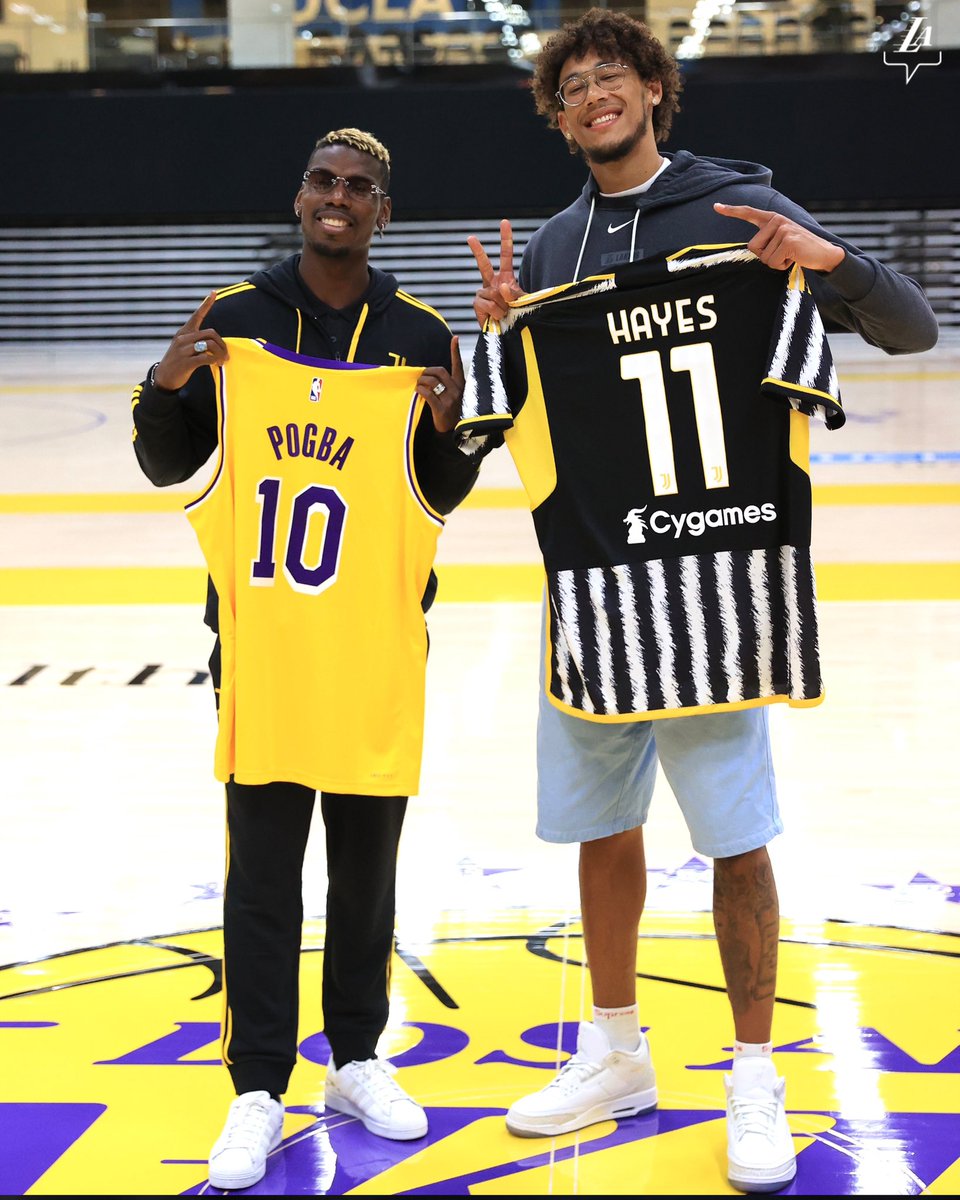 Nothing like a #LakeShow welcome. Great to have @juventusfc and Paul Pogba in the City of Angels!