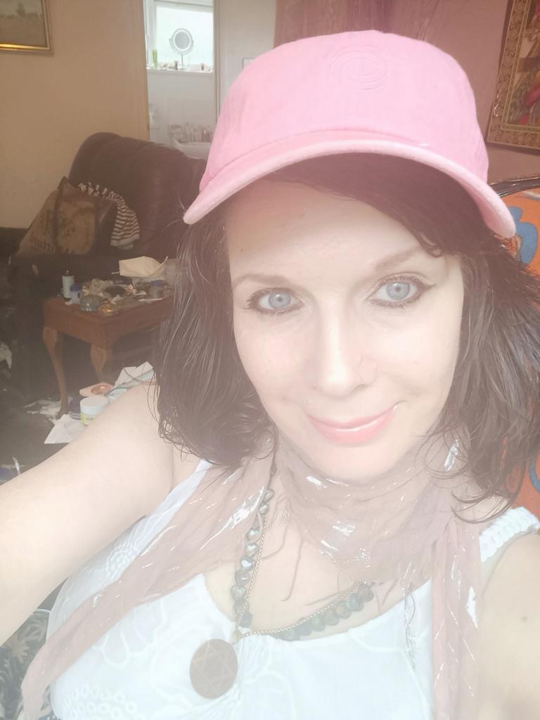 lorraine_warde's tweet photo. #selfie  by #windowlight   🪟 me &amp; my friend @AndyJenkin4 @AndyJenkin6 🤠🤠🤠 met up with my #exboyfriend John Marshall in #dicksbar this morning &amp; he was telling us all about #demons 👿 #Angels 😇 #lucifer 😈 &amp; #jesus 🕊️🕊️🕊️ for 4 hours &amp; that's a lot of #information to Process https://t.co/DsGZXnVav4