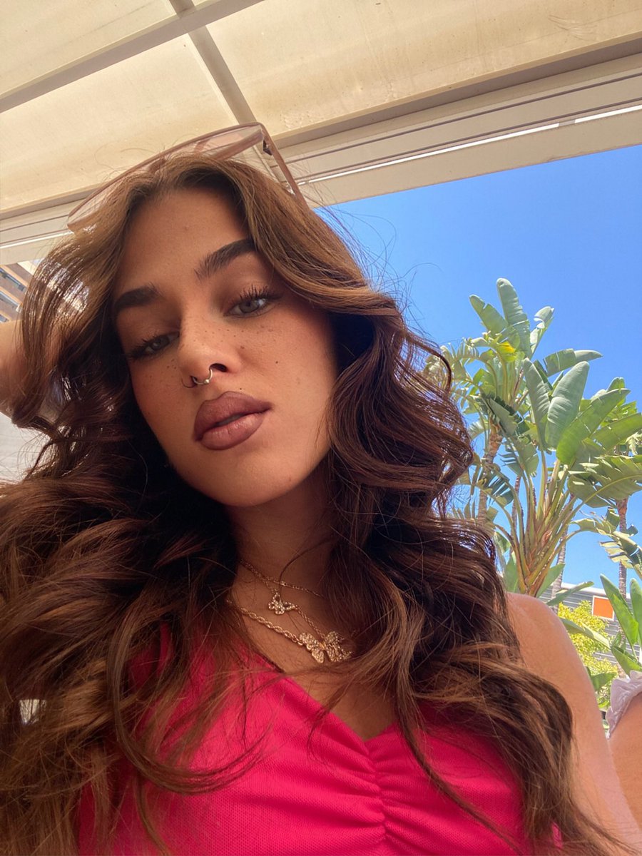 classyymami's tweet photo. 🌸🎀💖 https://t.co/oEQvZ2jjhR