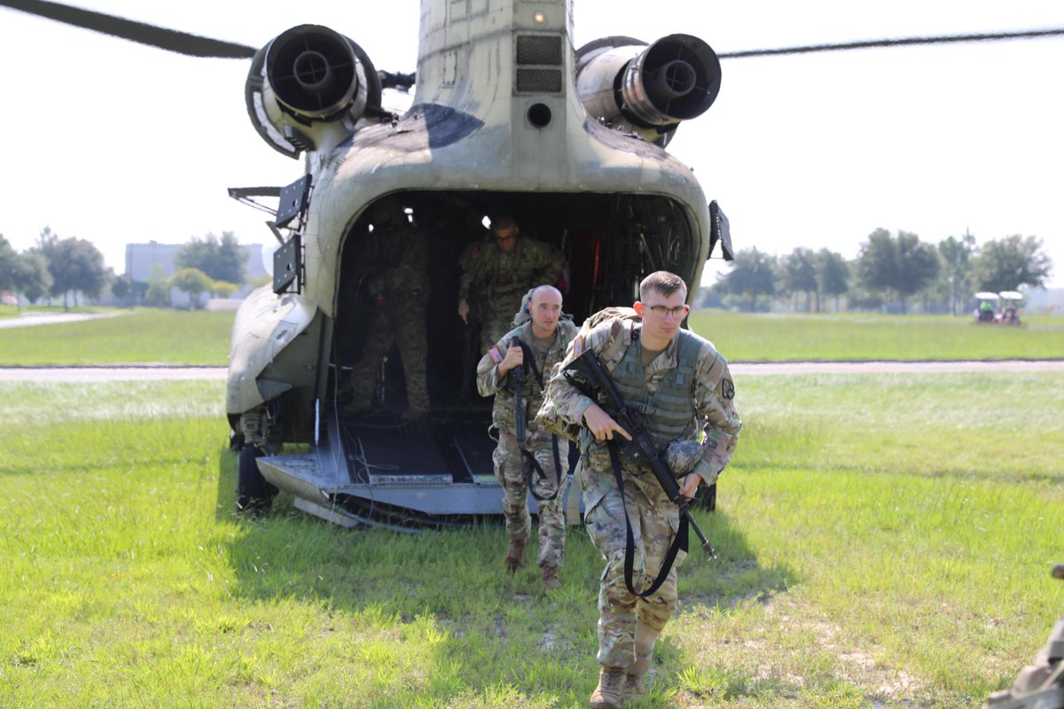 Soldiers flew down to Eglin Air Force Base to tackle an obstacle course during the USAACE #BestSquad/ Drill Sergeant of the Year competition! #FlyArmy 

#WinningMatters
#ProfessionOfArms
#JoinUs

@FlyArmyCG