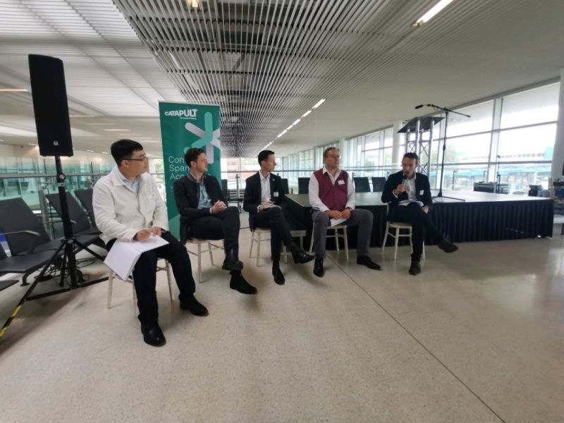its_uk_org's tweet photo. We joined @CPCatapult today at @PortsmouthPort for their #FreightMatters event.

Our Chief Exec @MaxSugarman1 chaired a fascinating panel on the role of AI, blockchain, data and decarbonisation in the logistics sector. 

Find out more about the cluster: https://t.co/gniPX9rWmj https://t.co/Jncbnrp9Bc