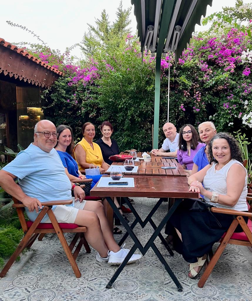 Özlem Özdemir tweet media