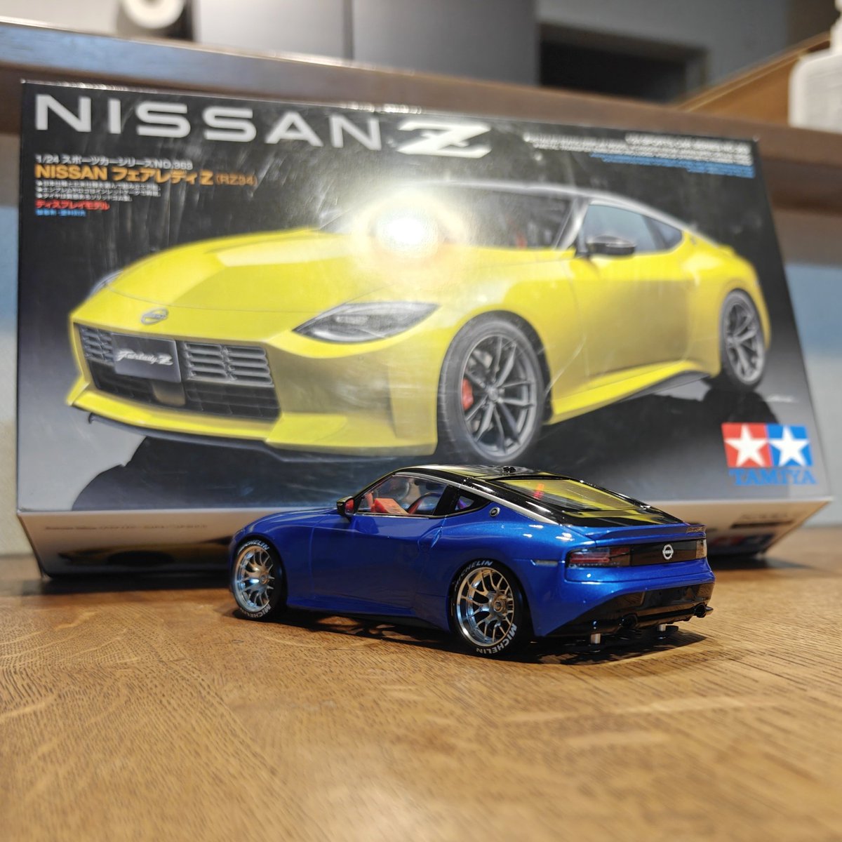 kadono86's tweet photo. DRIFT A.R.T DA3S
新型Z出来ました！(/･ω･)/
細かい調整はこれからだけど、とりあえずカッコイイよ😆

#フェアレディZ #DA3S #driftart #driftartda3s #ラジコン #小さいラジコン https://t.co/jiCQxEkBLe