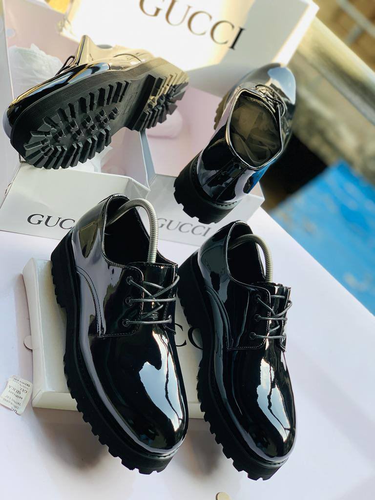 Sneakersplugng's tweet photo. CORPORATE SHOES ARE W
SIZE: 40-46
PRICE: 28000

Comes fully available #BBNaija https://t.co/CF2LBeDNA0