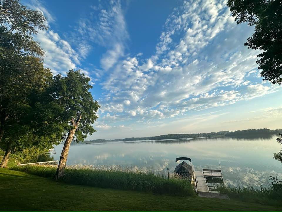 58groe's tweet photo. It’s summer in iowa ☀️@StormHour @IAStormChasing @ThePhotoHour @IowaWXNetwork @ABC6Weather @KIMTWeather @KCCIWeather @NWSDesMoines @JSydejkoKCCI @JimPeteWX11 https://t.co/dZkPifZ7fv