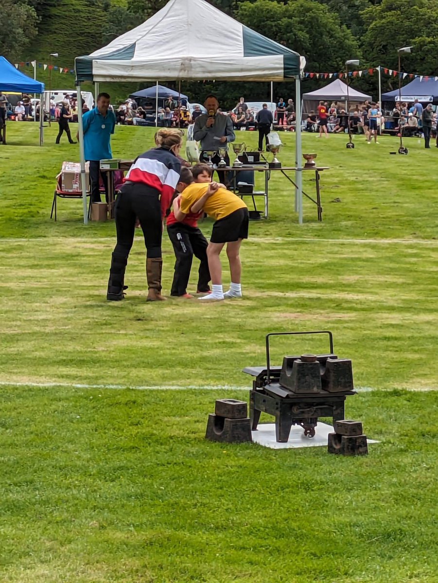 Today two children represented Coniston CE Primary in Cumberland and Westmorland wrestling @amblesidesport Thank you for having us! We all had a fab time and we’re looking forward to next year. 4 children also competed in fell running too! 🏃‍♀️ 🏃‍♂️ 🤼‍♀️ #ConistonCEPrimaryWrestling