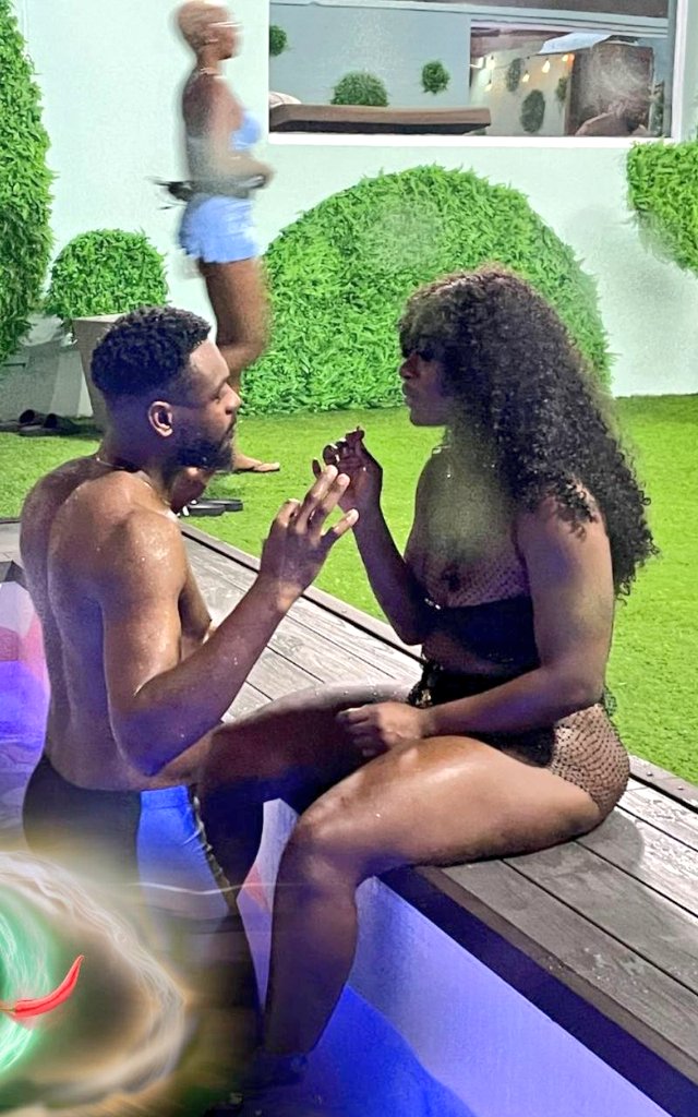 SomlomoBabaa's tweet photo. @BBNaija The ship I would love to see sail all the way from #CapeToRio till the last day ❤️❤️❤️😂😂😂 #Uriel is a super woman, a full package and a lot of men's dream woman, what more could I want if I have her ❤️❤️❤️❤️ I love them.. #AdekunleOlopade #BBNaijaAllStar #BBNAllStars https://t.co/lYQeIGQai2