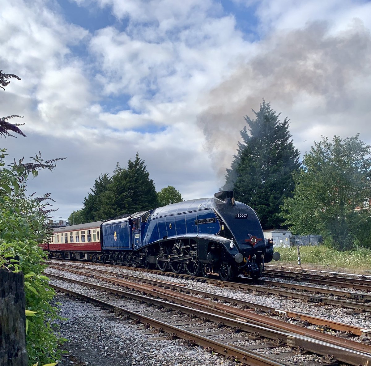Sir Nigel Gresley leaving Hereford this evening