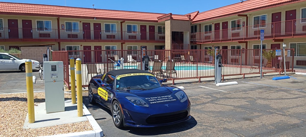 Chargelocator's tweet photo. I need a cold "Apfelshorle" and a cold icecream and my car needs to cool down at the pool. Never experienced this much heat in my life. This is not #globalwarming it is #globaloverheating! +1C per year since 2012, means in 50 years we will reach 100C and everyone of us will boil. https://t.co/HxJInSfgcG