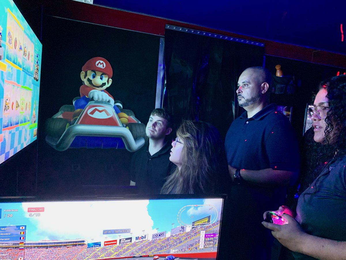 🎮🚚 The Vegas Gamers Truck ROCKED our day at the GLI Vegas campus with an EPIC Vegas Gamers Party! Thanks to The Vegas Gamers for bringing the party to us! 🎮🚛 We had a blast!

#GLI #GamingLabs #GameTime #VegasGamersTruck #GamingOnWheels #VideoGameParty