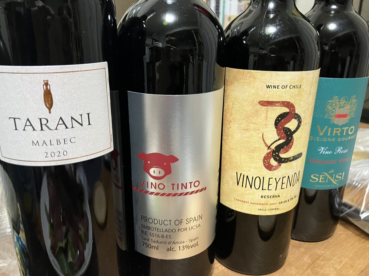 先日のおうちワイン🍷祭り🤣

#赤ワイン #家飲み #チリワイン #フランスワイン #スペインワイン #イタリアワイン